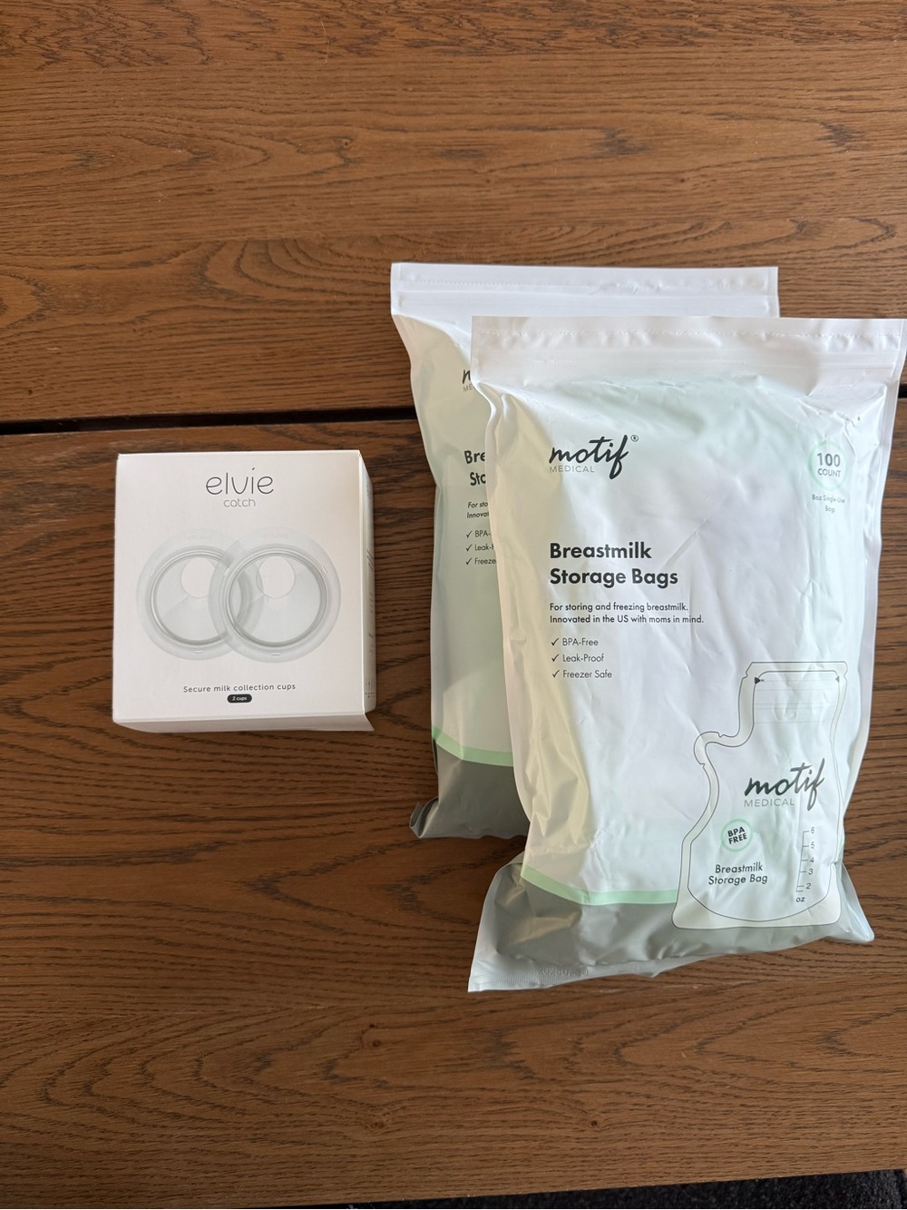 Motif Medical Breastmilk Storage Bags (White) with Elvie Catch Collection Cups